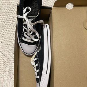 Converse Coral OX color black womens sz 11 new in box